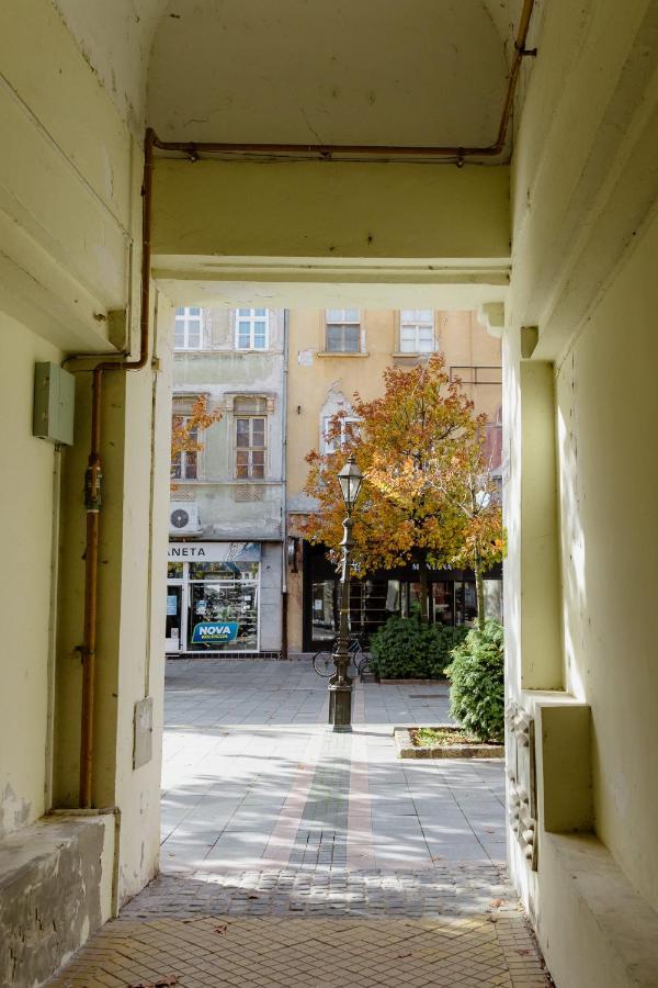 Apartman Zamak Сомбор Екстериор снимка